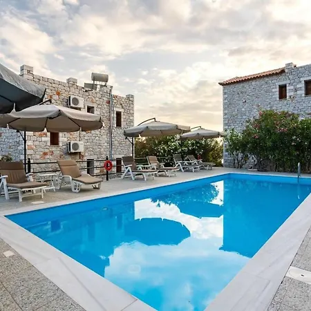 Mani Seastone Luxury Villas - Escape By The Pool