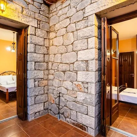 빌라 Mani Seastone Luxury Villas - Escape By The Pool *